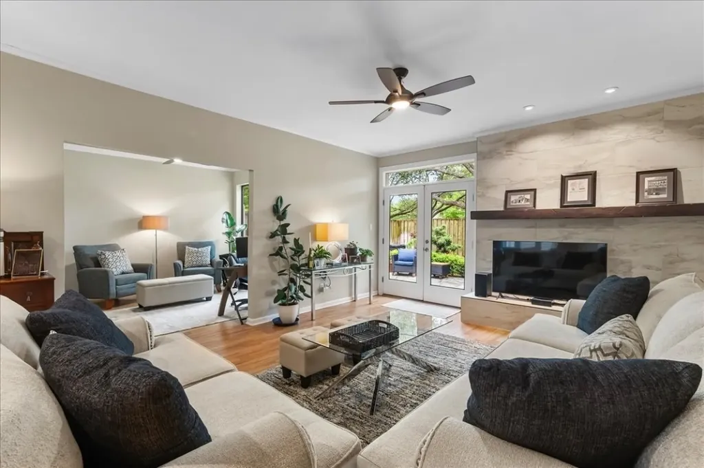 12688 Briar Patch Road Houston TX 77077
