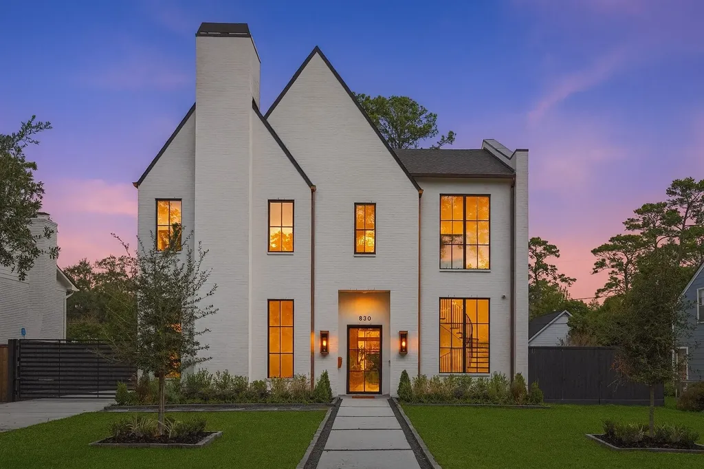 830 Azalea Street Houston TX 77018