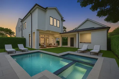 830 Azalea Street Houston TX 77018
