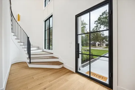 830 Azalea Street Houston TX 77018