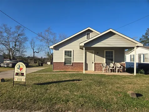 102 Wilson Street Sealy TX 77474