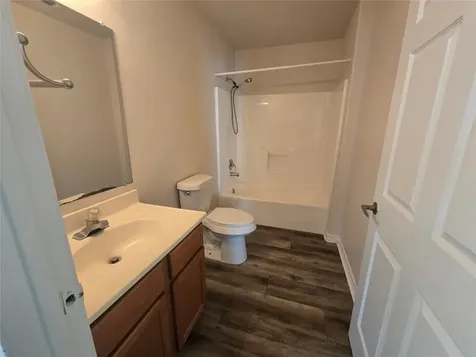 102 Wilson Street Sealy TX 77474