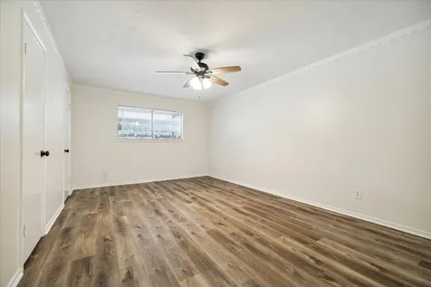 11540 Chimney Rock Road 128 Houston TX 77035