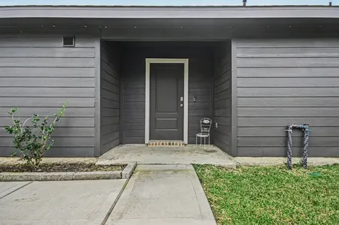 8830 Colicroot Drive Rosharon TX 77583