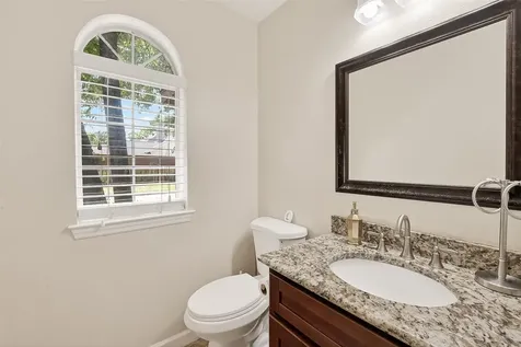 3207 Leafy Pine Court Kingwood TX 77345