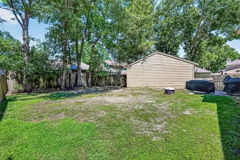 3207 Leafy Pine Court Kingwood TX 77345