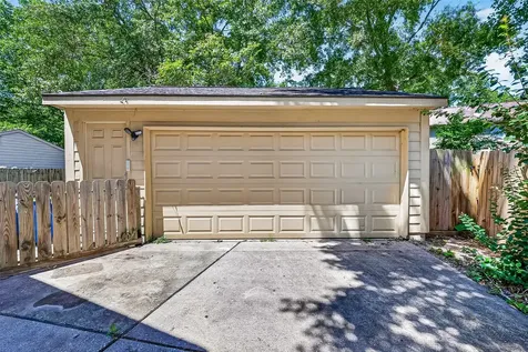 3207 Leafy Pine Court Kingwood TX 77345