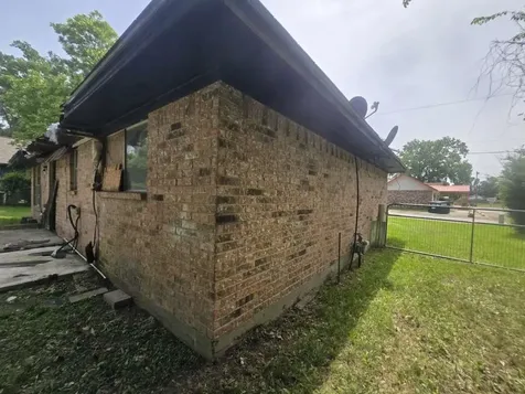 1303 N Mason Avenue Cleveland TX 77327