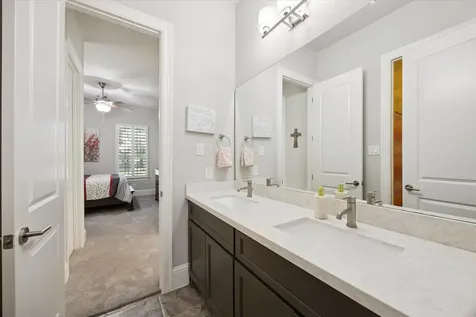 6918 Champion Trail Katy TX 77493