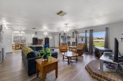 727 Partridge Lane Eagle Lake TX 77434