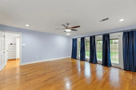 2209 Portsmouth Street Houston TX 77098