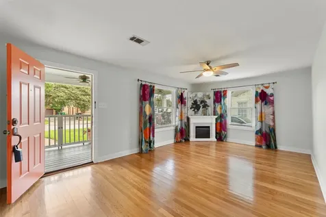 2209 Portsmouth Street Houston TX 77098