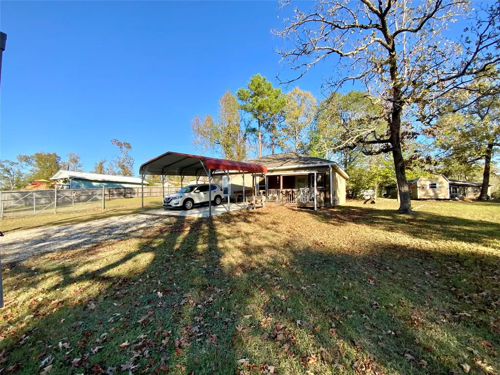 934 N Fm 356 Onalaska TX 77360