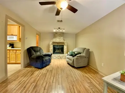 934 N Fm 356 Onalaska TX 77360