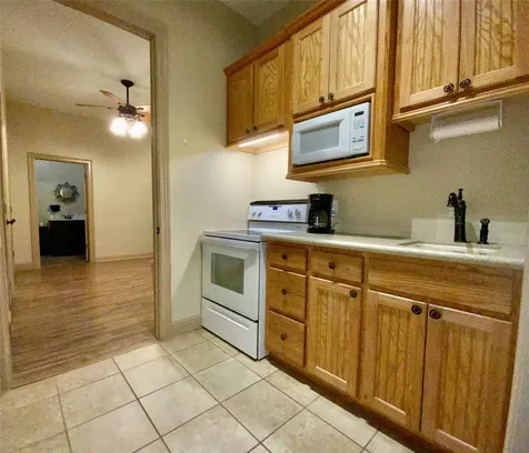 934 N Fm 356 Onalaska TX 77360