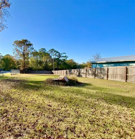 934 N Fm 356 Onalaska TX 77360