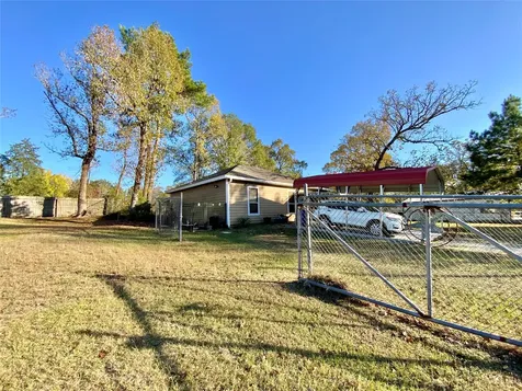 934 N Fm 356 Onalaska TX 77360