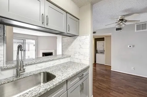2120 El Paseo Street 2407 Houston TX 77054