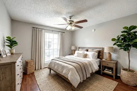 2120 El Paseo Street 2407 Houston TX 77054