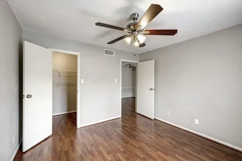 2120 El Paseo Street 2407 Houston TX 77054