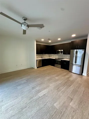 6400 Washington Avenue 319 Houston TX 77007