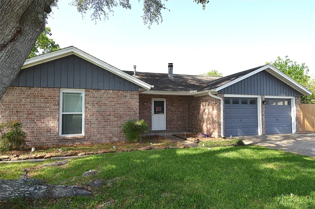 1333 Runneburg Road Crosby TX 77532