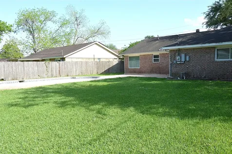 1333 Runneburg Road Crosby TX 77532