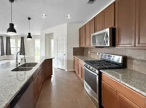 6503 Bayliss Valley Lane Katy TX 77449