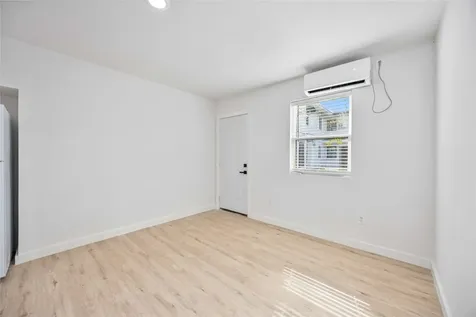 6811 Del Rio Street 2 Houston TX 77021