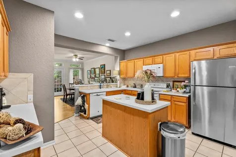 31 Endor Forest Place The Woodlands TX 77382