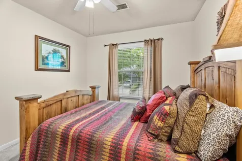 31 Endor Forest Place The Woodlands TX 77382