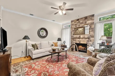 31 Endor Forest Place The Woodlands TX 77382