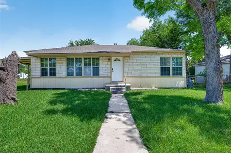 1221 Parkway Street Baytown TX 77520