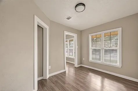 1221 Parkway Street Baytown TX 77520