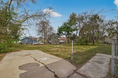 1221 Parkway Street Baytown TX 77520