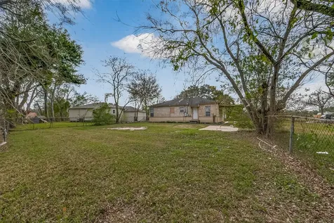 1221 Parkway Street Baytown TX 77520