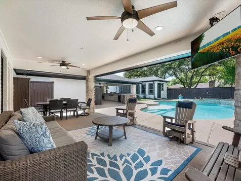 505 Pilgrim Lane Friendswood TX 77546