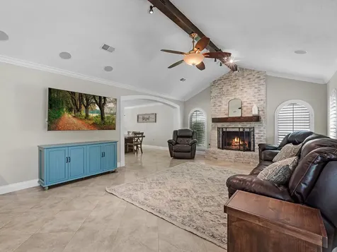 505 Pilgrim Lane Friendswood TX 77546