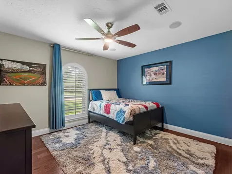 505 Pilgrim Lane Friendswood TX 77546