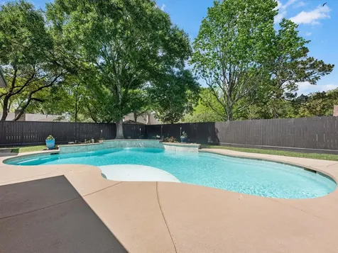 505 Pilgrim Lane Friendswood TX 77546