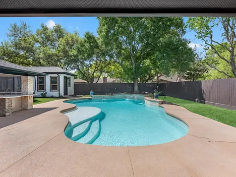 505 Pilgrim Lane Friendswood TX 77546