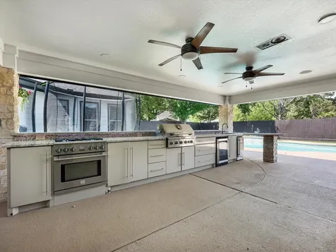 505 Pilgrim Lane Friendswood TX 77546