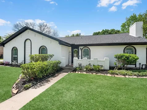 505 Pilgrim Lane Friendswood TX 77546