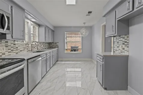 12919 Avenida Vaquero Street Houston TX 77077