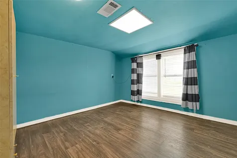 17822 Garland Avenue Boling TX 77420