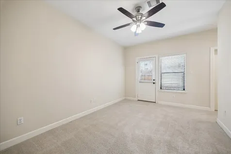 5811 Maxie Street Houston TX 77007