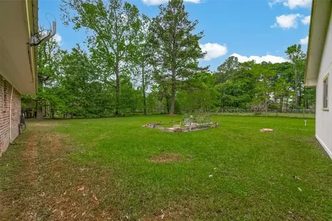 2 Magnolia Lane Huffman TX 77336