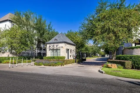 10929 Upland Park Houston TX 77043