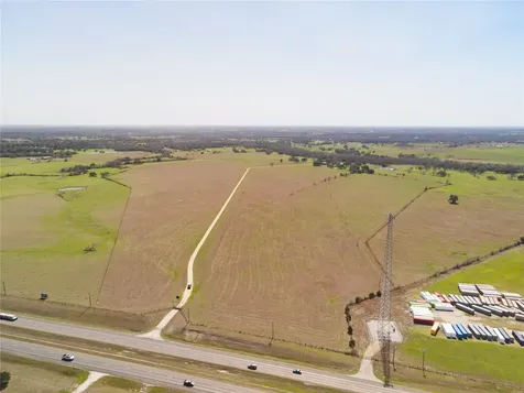 706 Grand Oaks Lane Brenham TX 77833