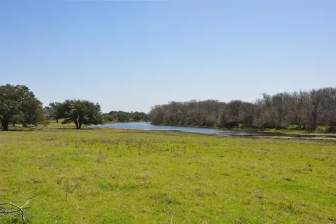 706 Grand Oaks Lane Brenham TX 77833